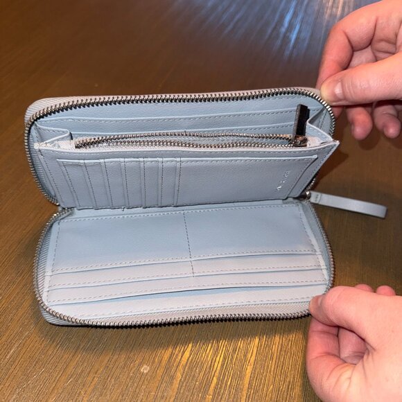 Love & Lore Wallet - Picture 3 of 3